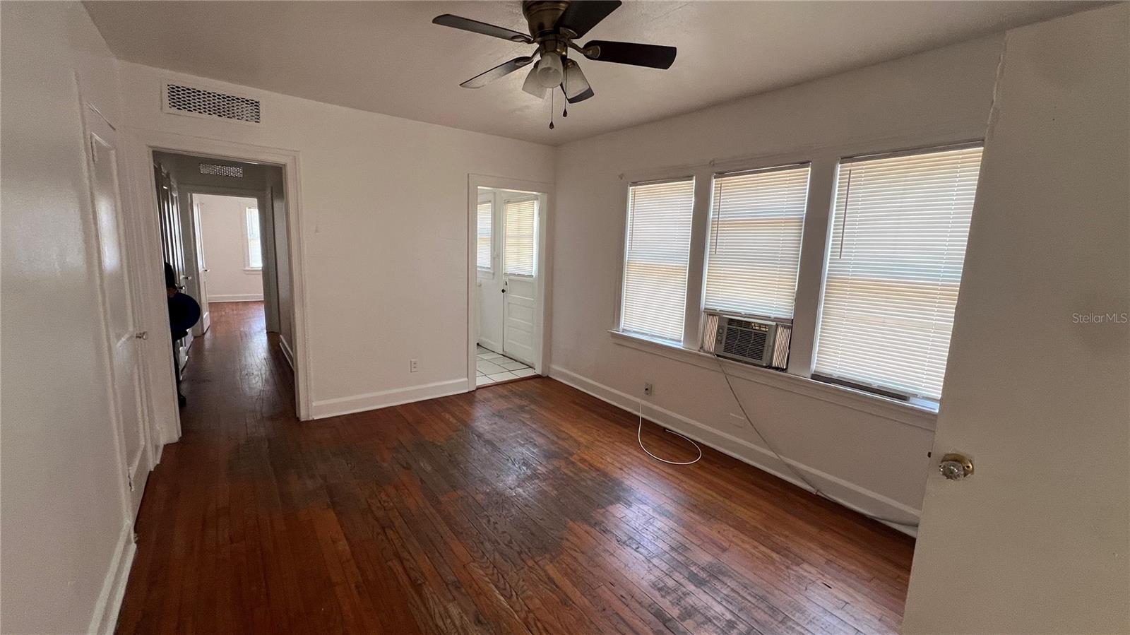 735 GROVE ST N, ST PETERSBURG, FL, 33701
