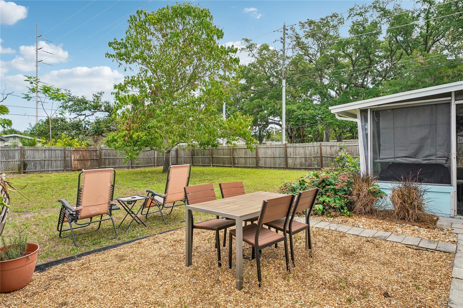 5201 11TH AVE N, ST PETERSBURG, FL, 33710