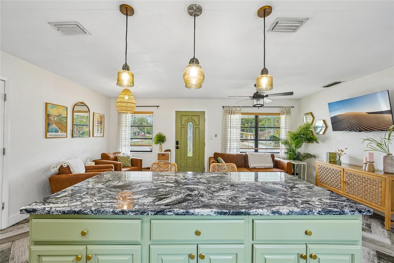 5201 11TH AVE N, ST PETERSBURG, FL, 33710