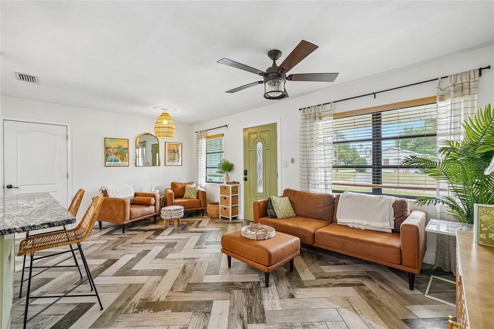 5201 11TH AVE N, ST PETERSBURG, FL, 33710