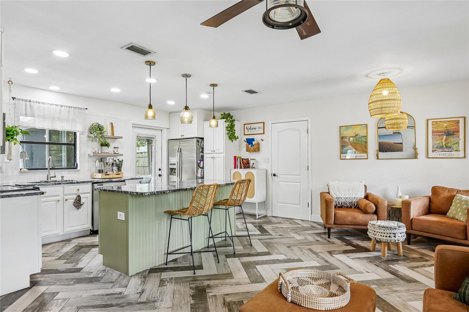 5201 11TH AVE N, ST PETERSBURG, FL, 33710