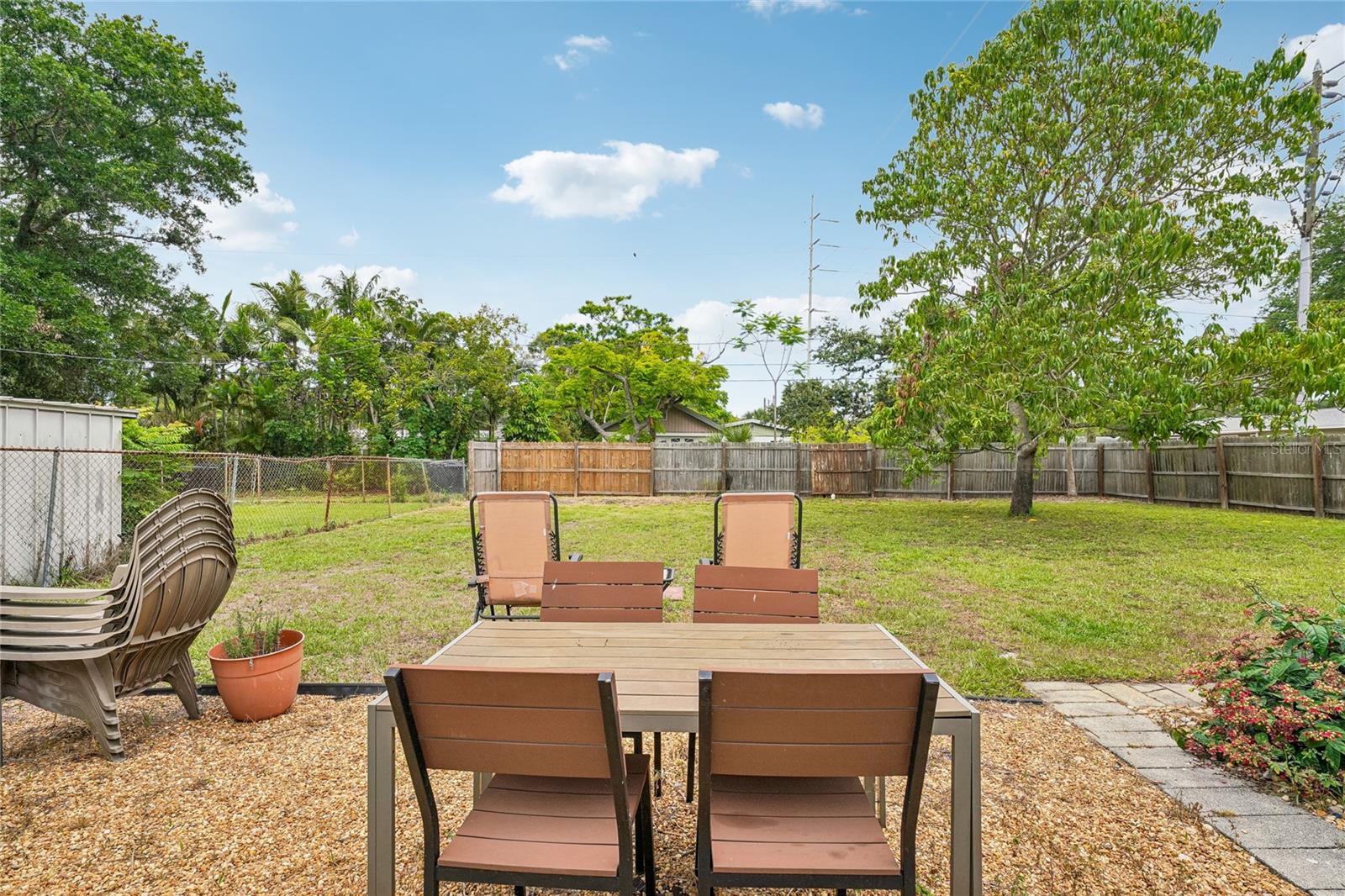 5201 11TH AVE N, ST PETERSBURG, FL, 33710