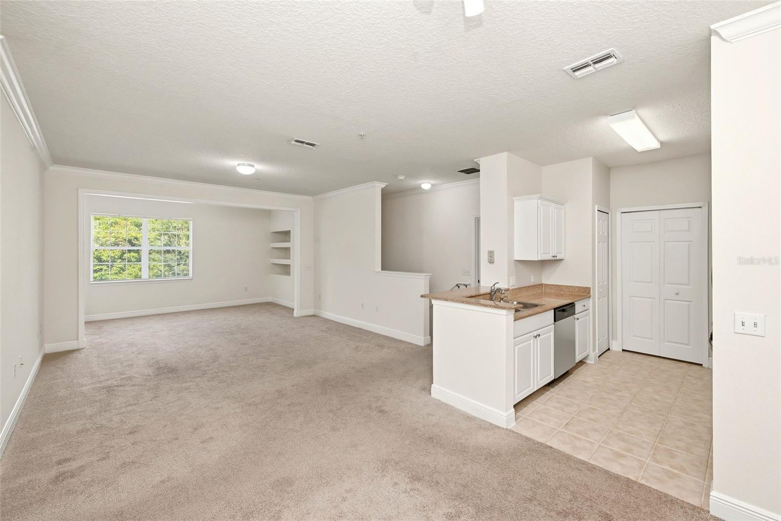 330 SOUTHERN PECAN CIR #205, WINTER GARDEN, FL, 34787