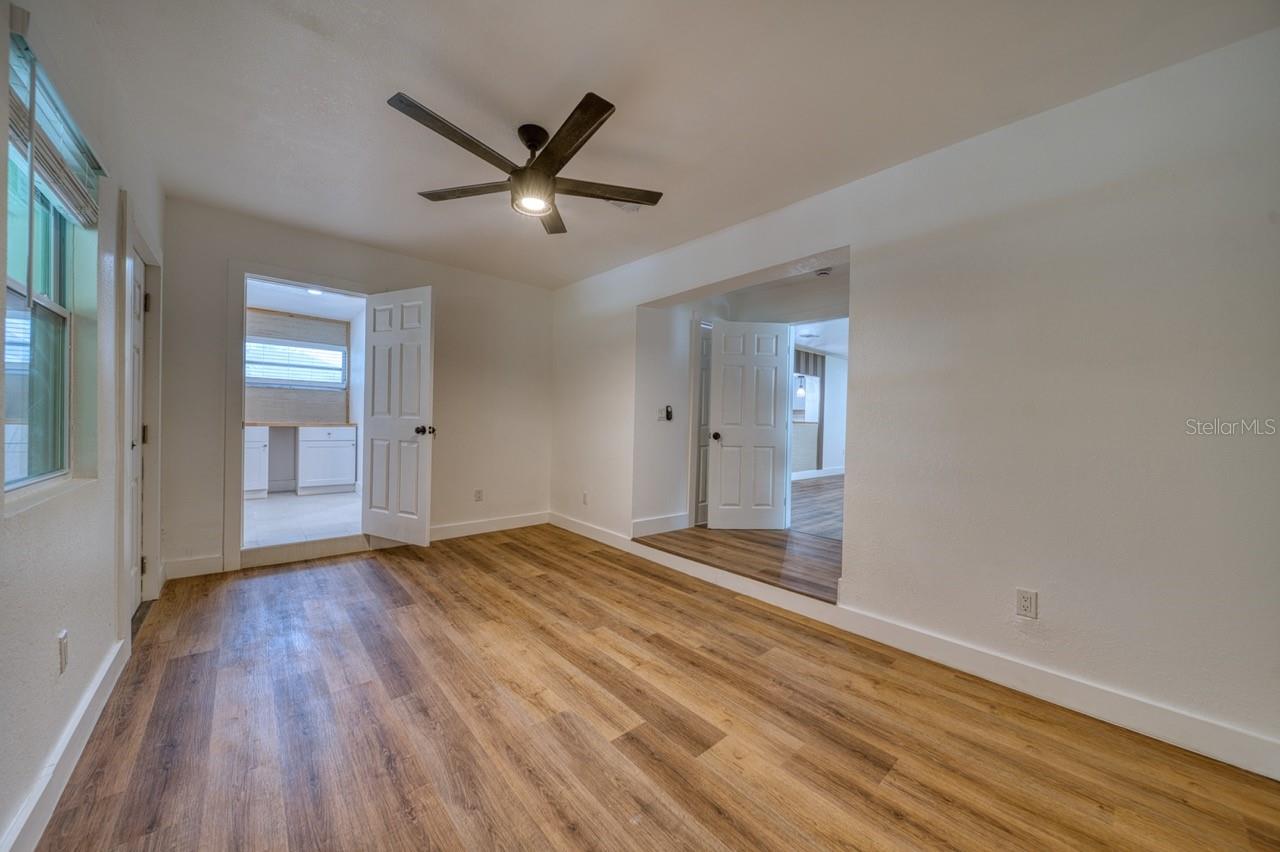 5405 OLD CHENEY HWY, ORLANDO, FL, 32807