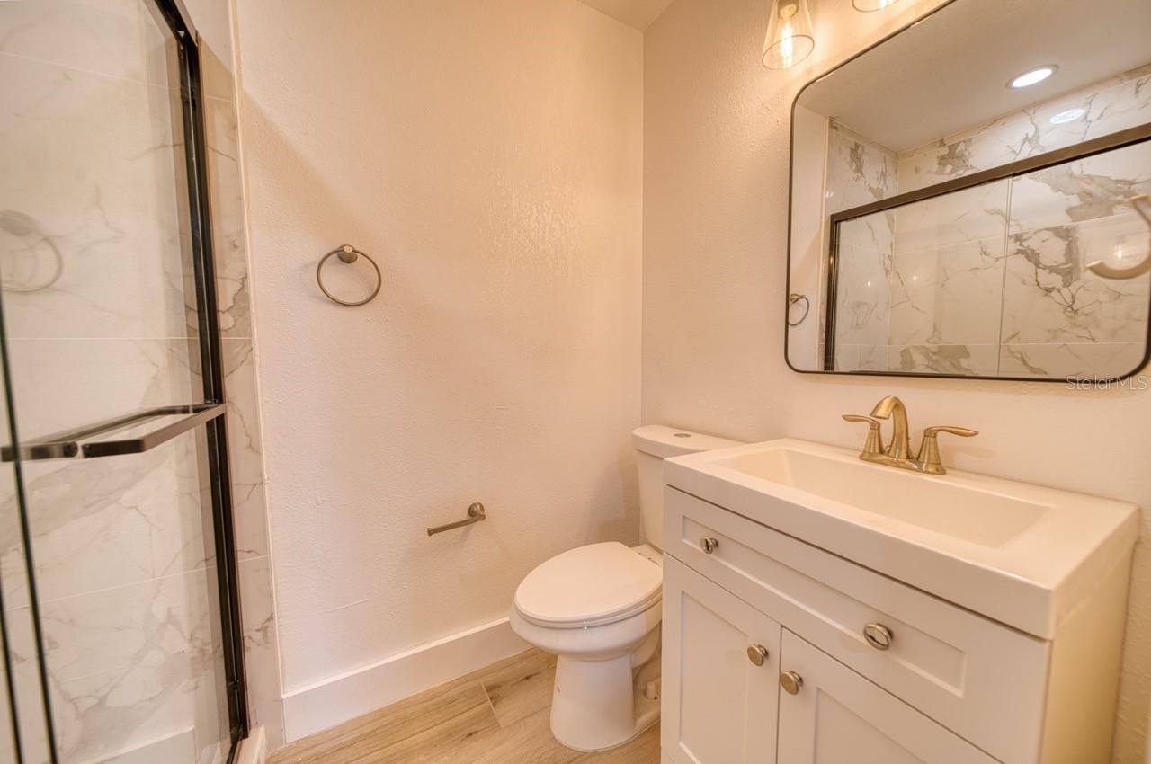 5405 OLD CHENEY HWY, ORLANDO, FL, 32807