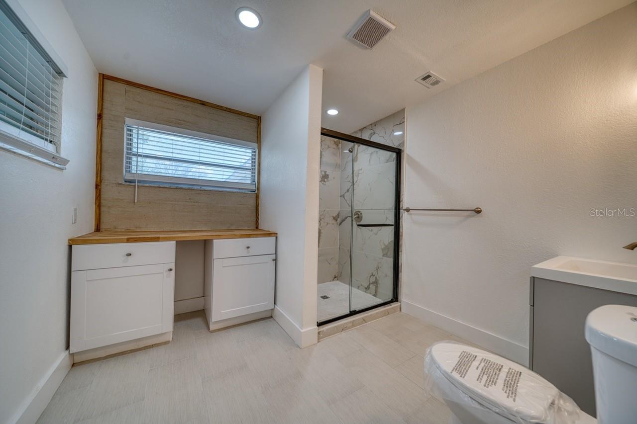 5405 OLD CHENEY HWY, ORLANDO, FL, 32807