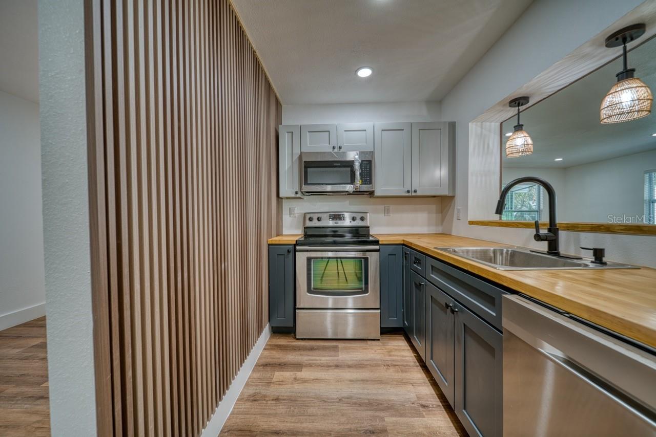 5405 OLD CHENEY HWY, ORLANDO, FL, 32807