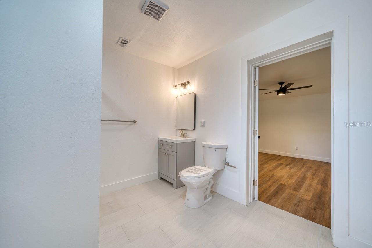 5405 OLD CHENEY HWY, ORLANDO, FL, 32807
