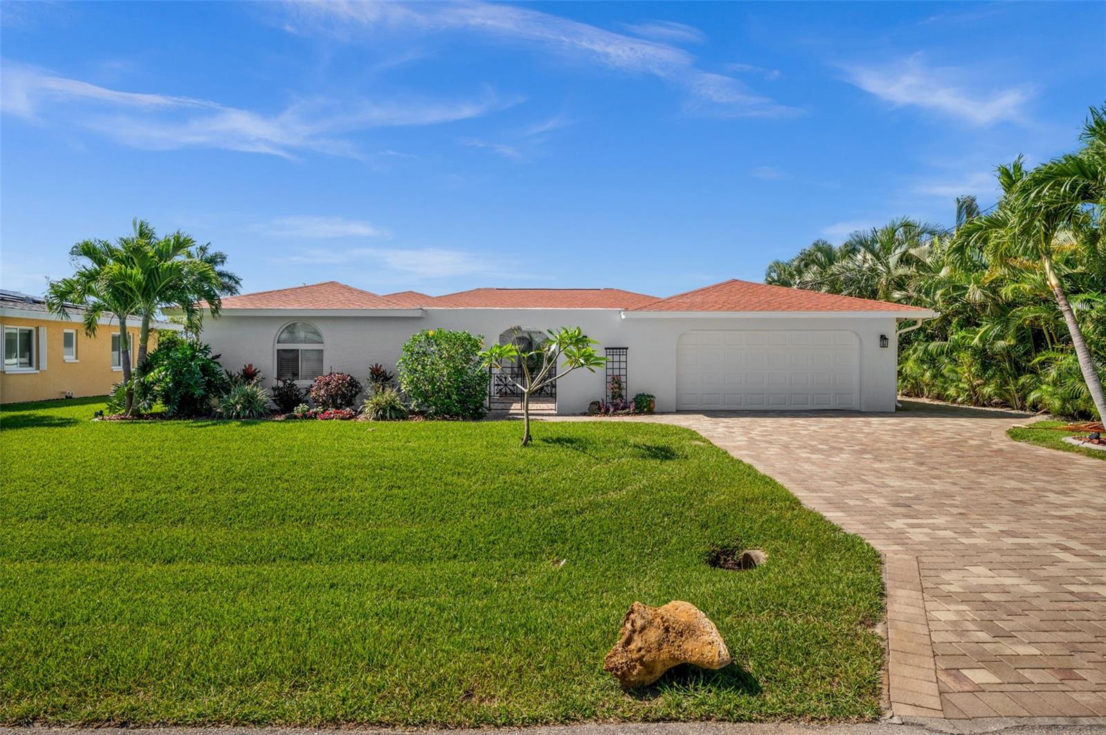 1432 VENETIAN CT, CAPE CORAL, FL, 33904