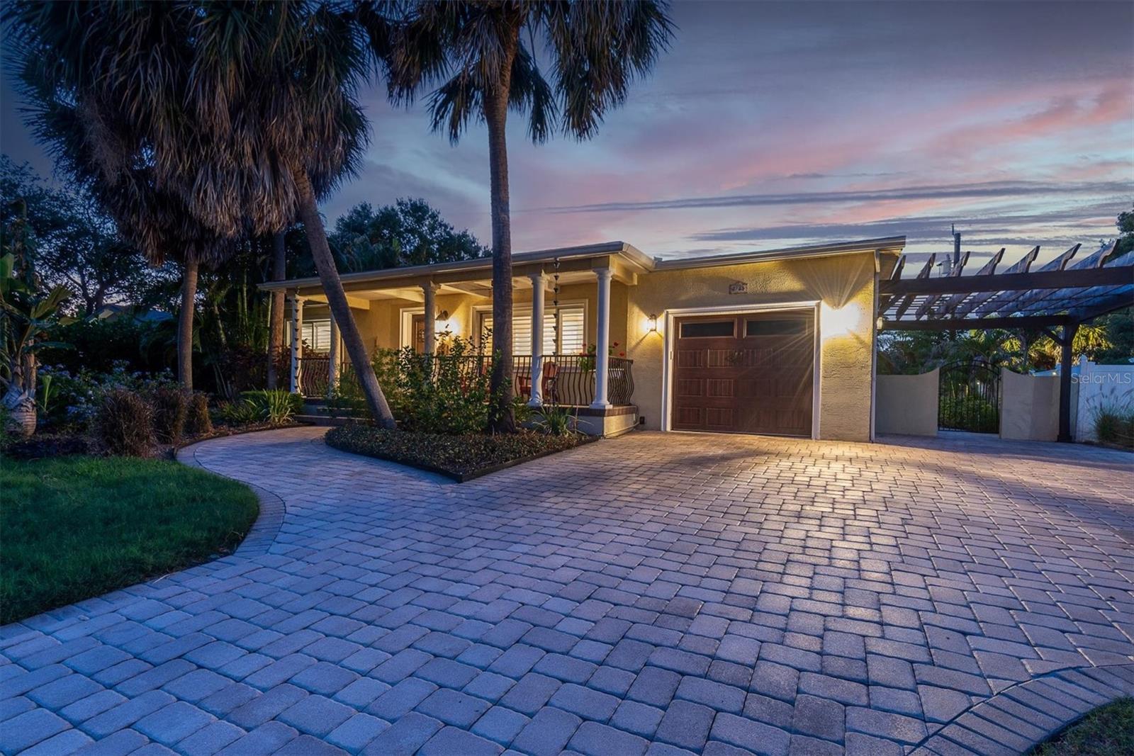 6145 2ND AVE N, ST PETERSBURG, FL, 33710