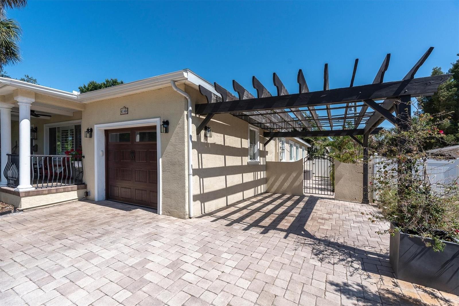 6145 2ND AVE N, ST PETERSBURG, FL, 33710