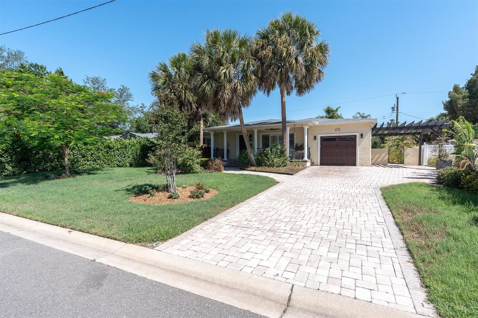 6145 2ND AVE N, ST PETERSBURG, FL, 33710