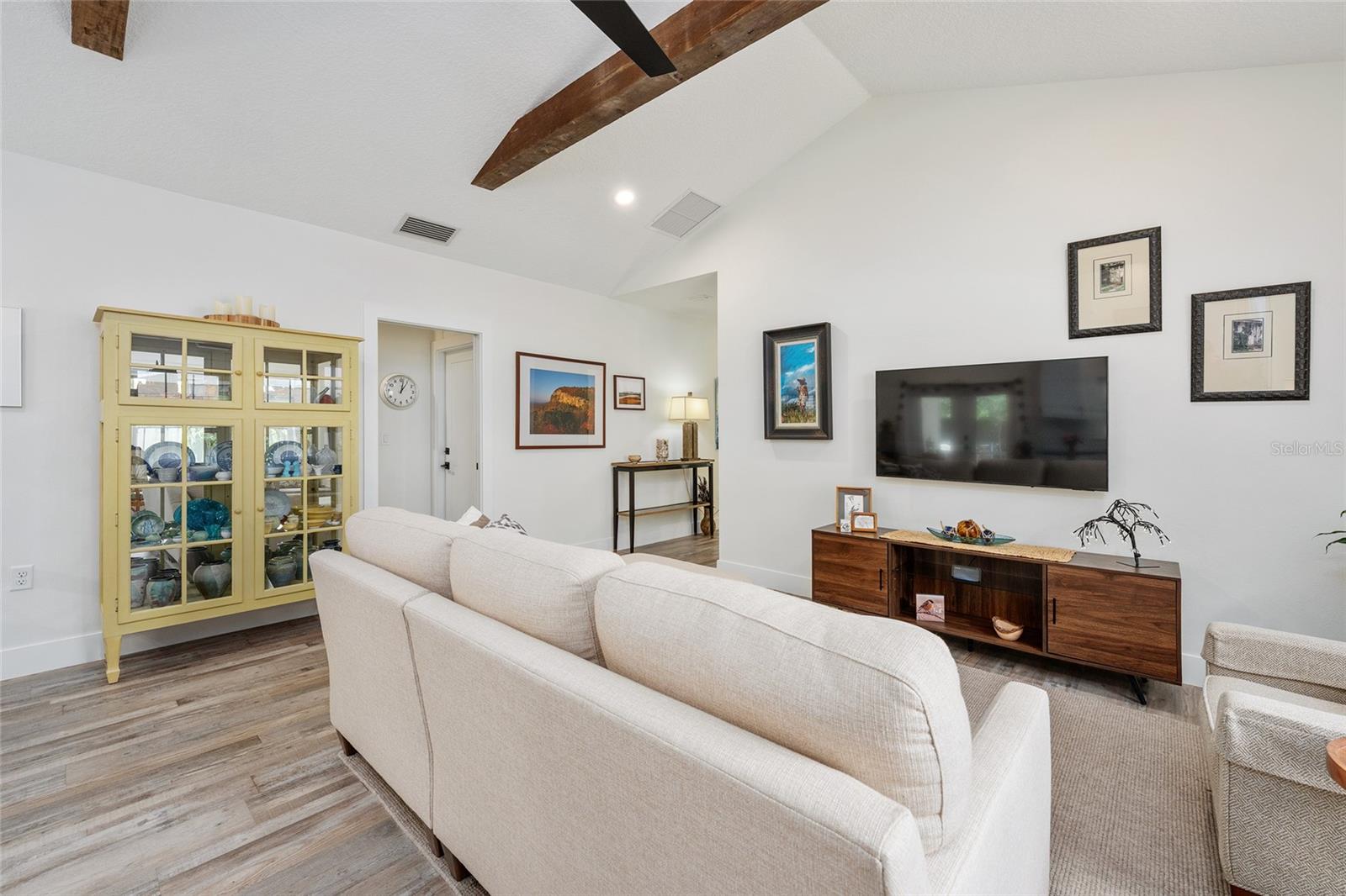 964 N GRANDVIEW ST, MOUNT DORA, FL, 32757