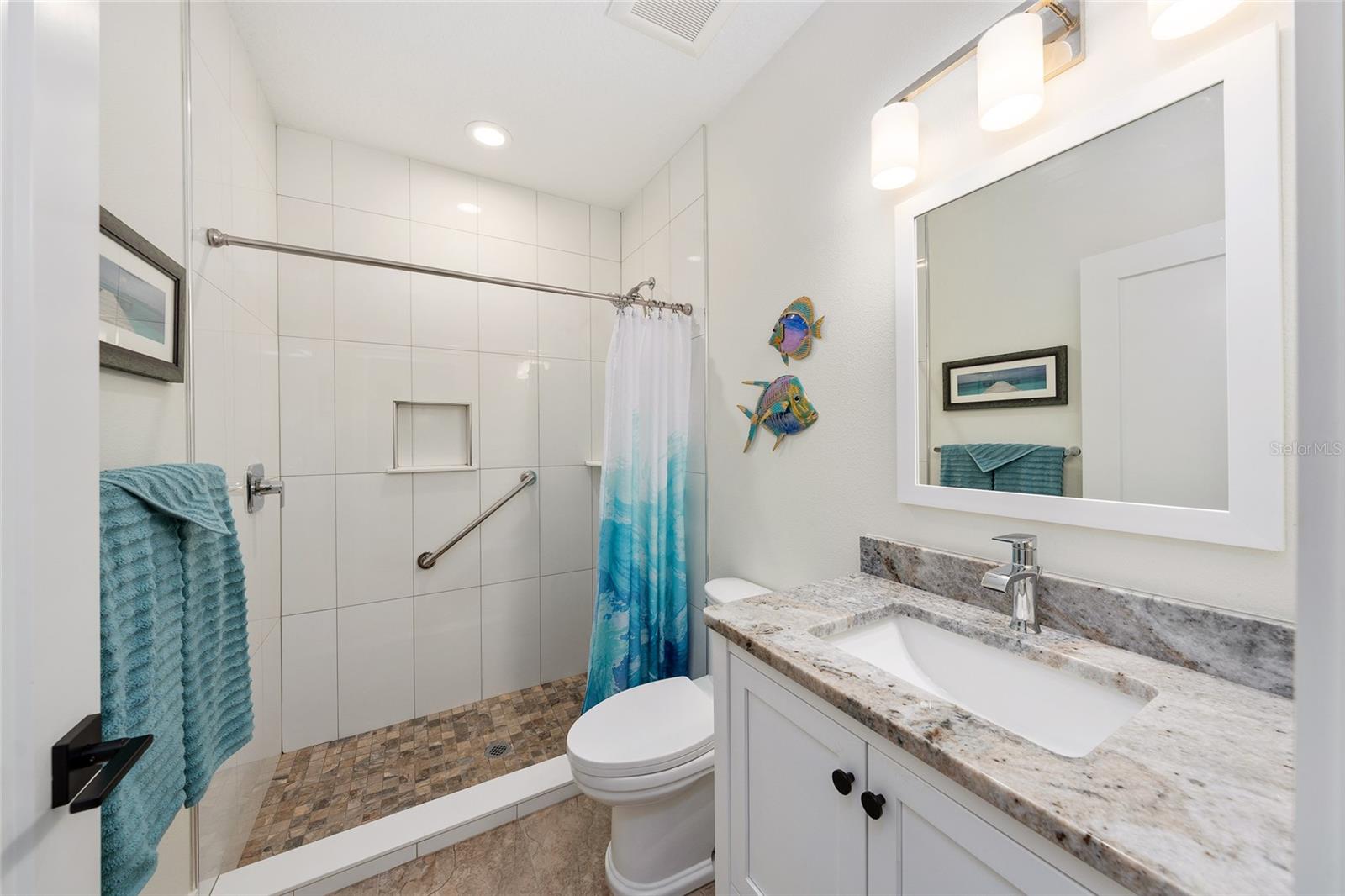 964 N GRANDVIEW ST, MOUNT DORA, FL, 32757