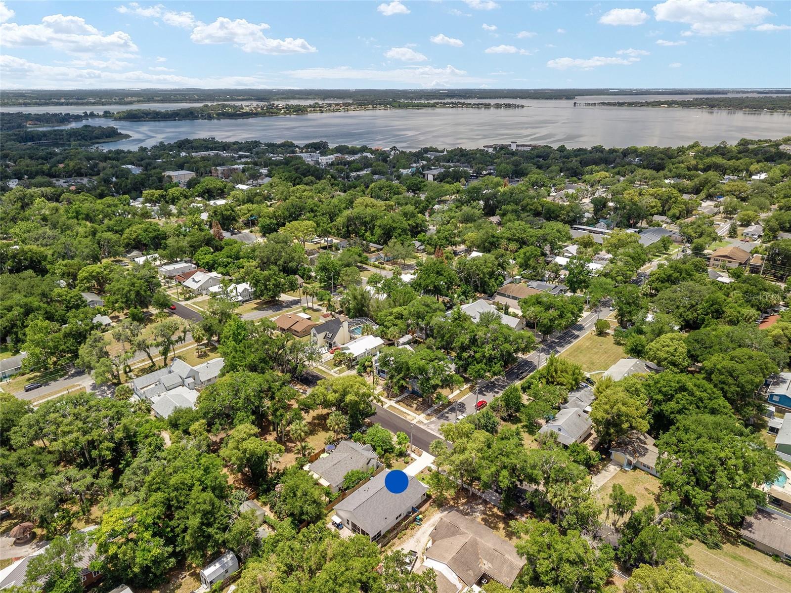 964 N GRANDVIEW ST, MOUNT DORA, FL, 32757
