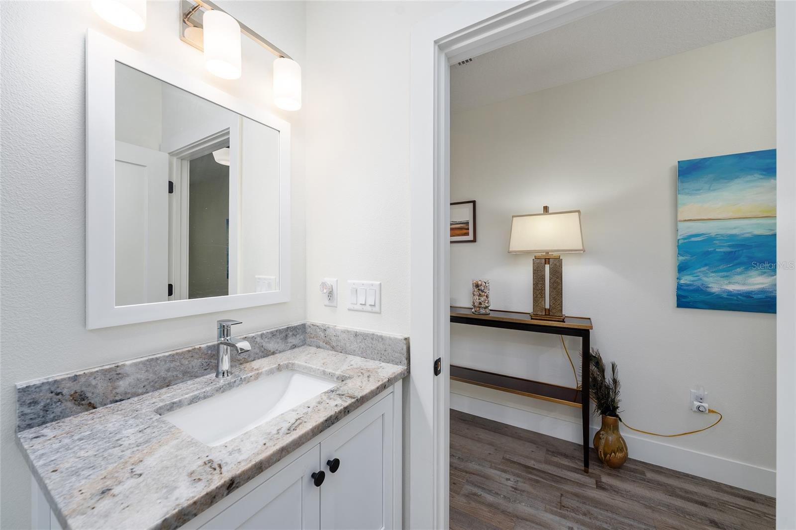 964 N GRANDVIEW ST, MOUNT DORA, FL, 32757