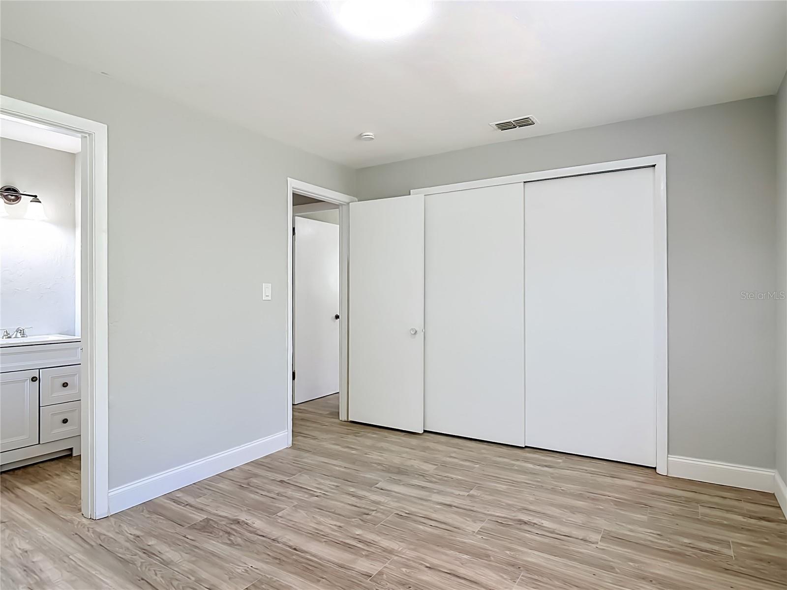 1495 GRANADA AVE, DAYTONA BEACH, FL, 32117