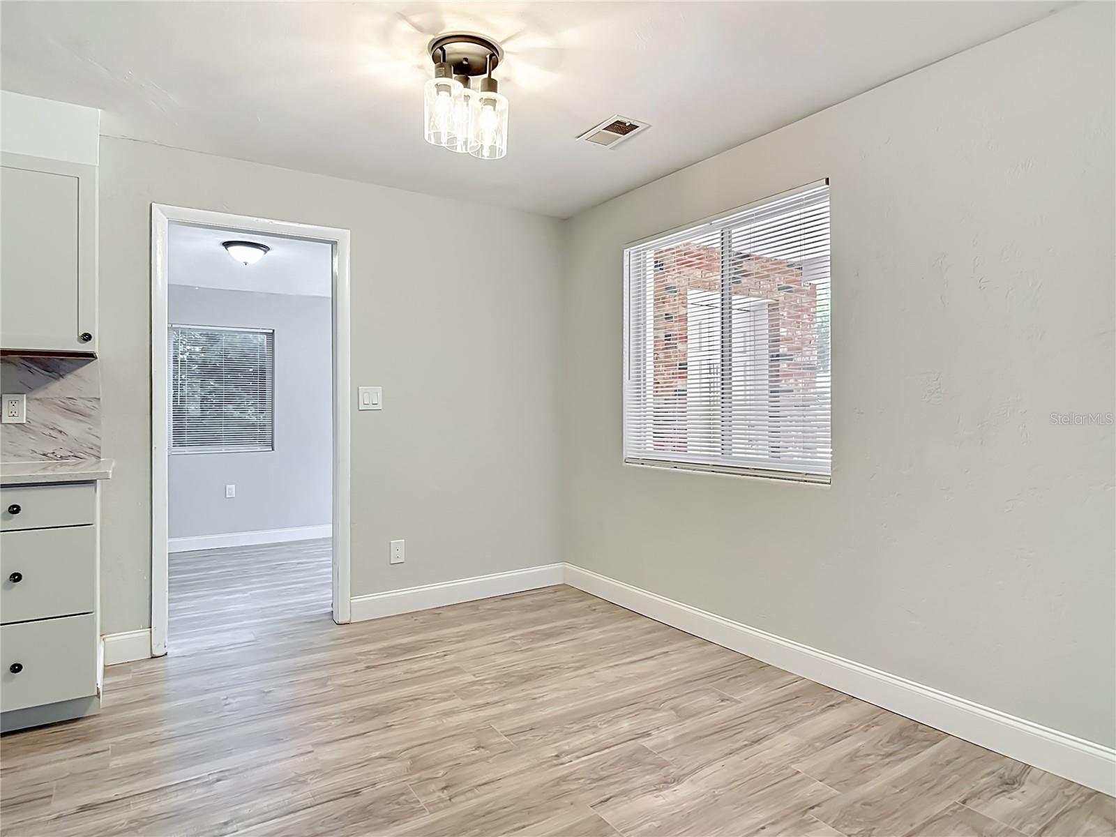 1495 GRANADA AVE, DAYTONA BEACH, FL, 32117