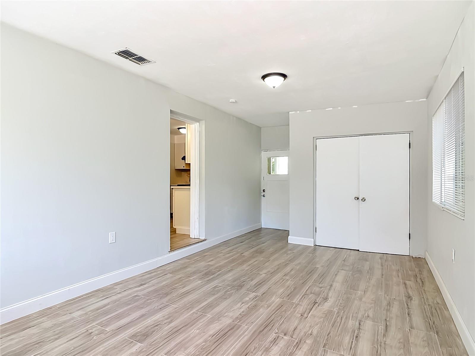 1495 GRANADA AVE, DAYTONA BEACH, FL, 32117