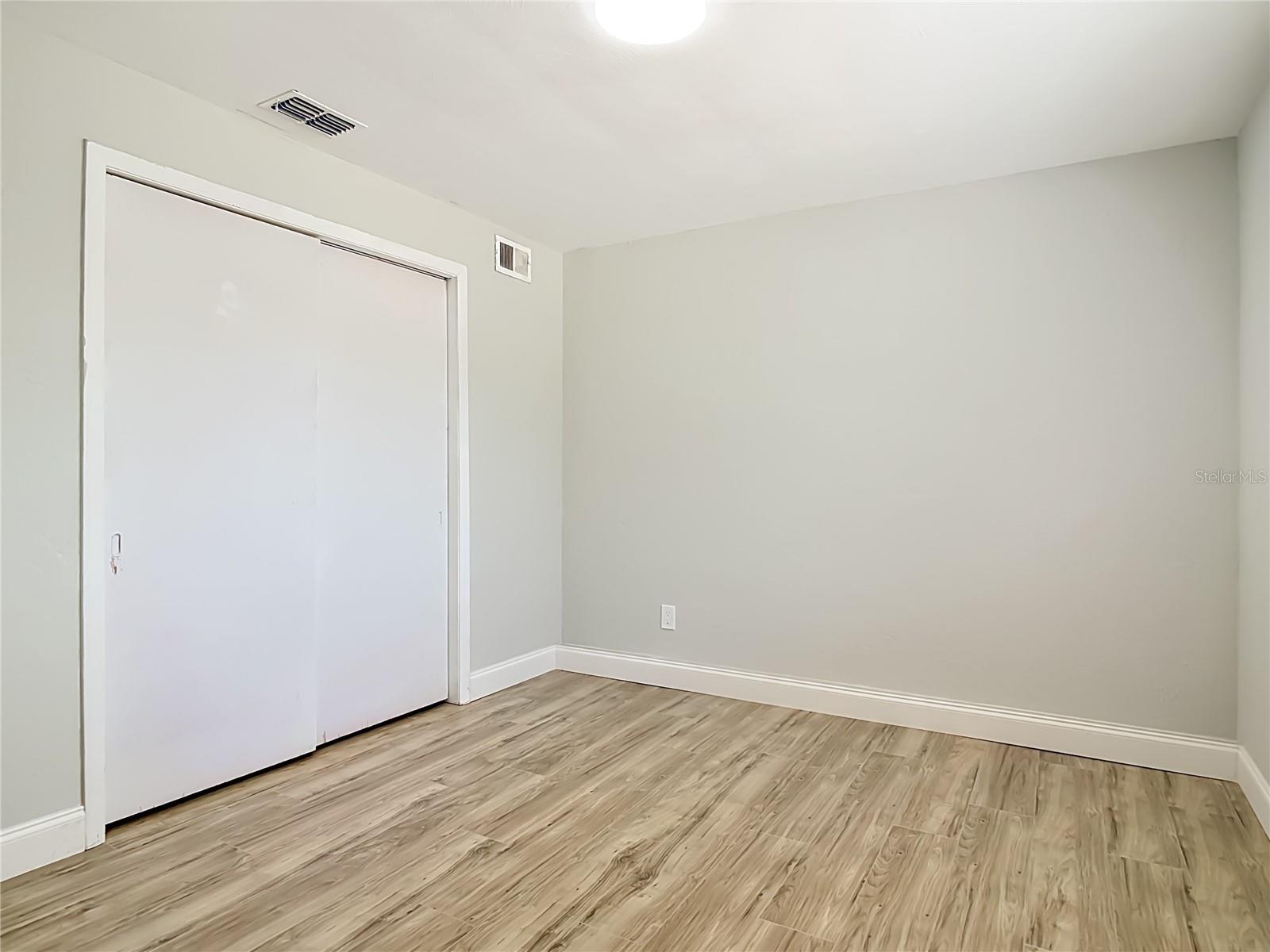 1495 GRANADA AVE, DAYTONA BEACH, FL, 32117