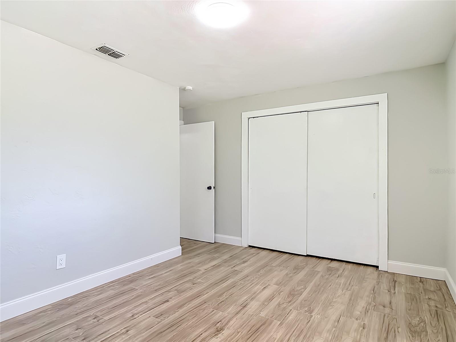 1495 GRANADA AVE, DAYTONA BEACH, FL, 32117