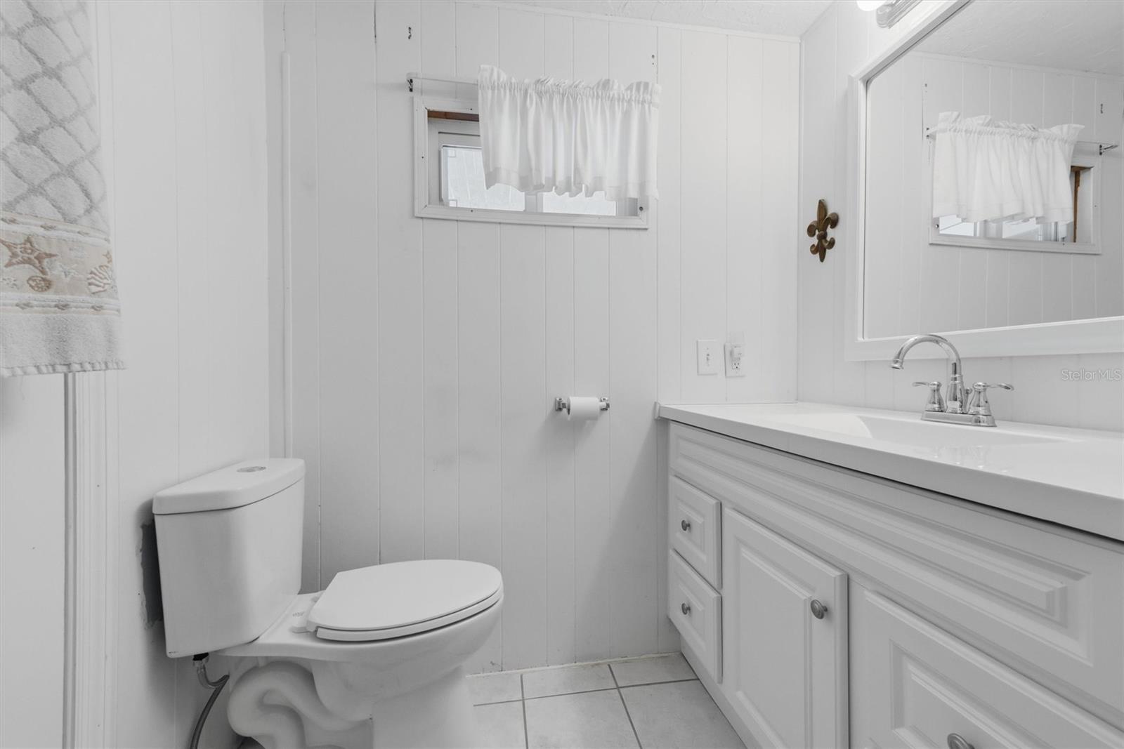 24437 HARBORVIEW RD #5, PUNTA GORDA, FL, 33980