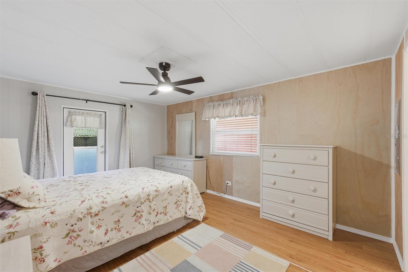 24437 HARBORVIEW RD #5, PUNTA GORDA, FL, 33980