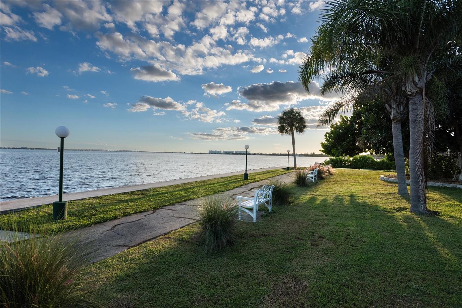 24437 HARBORVIEW RD #5, PUNTA GORDA, FL, 33980