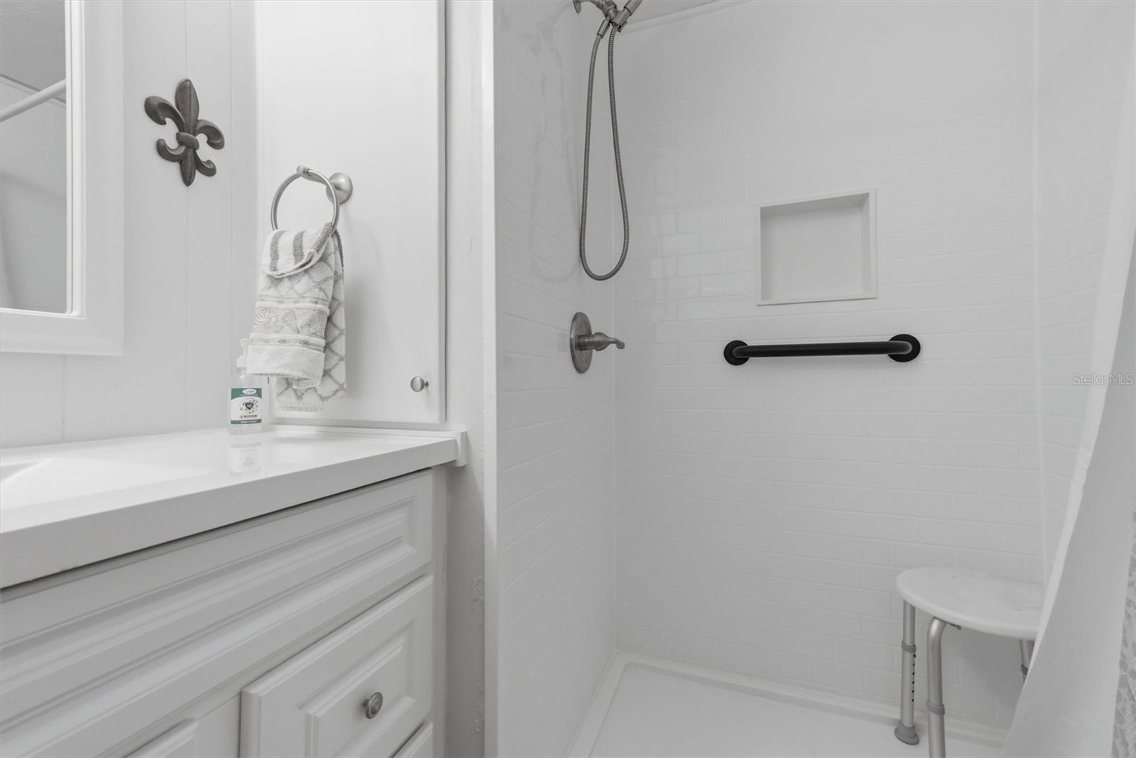 24437 HARBORVIEW RD #5, PUNTA GORDA, FL, 33980