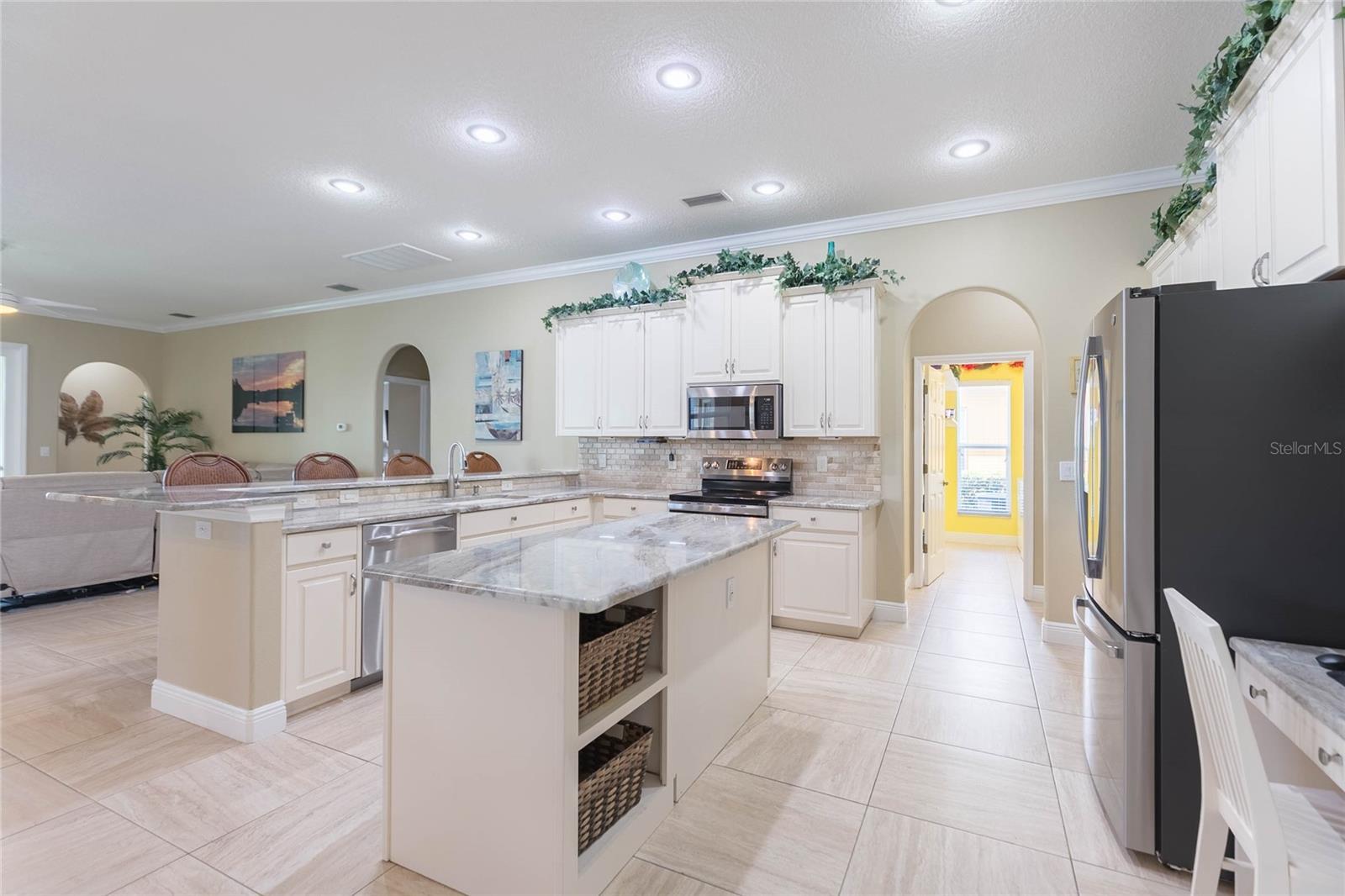 10717 CORY LAKE DR, TAMPA, FL, 33647