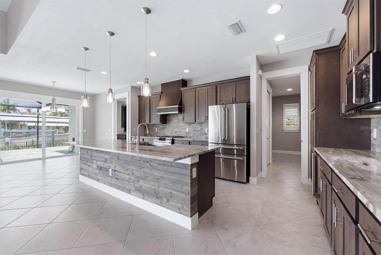 15530 STAUNTON CIR, PORT CHARLOTTE, FL, 33981