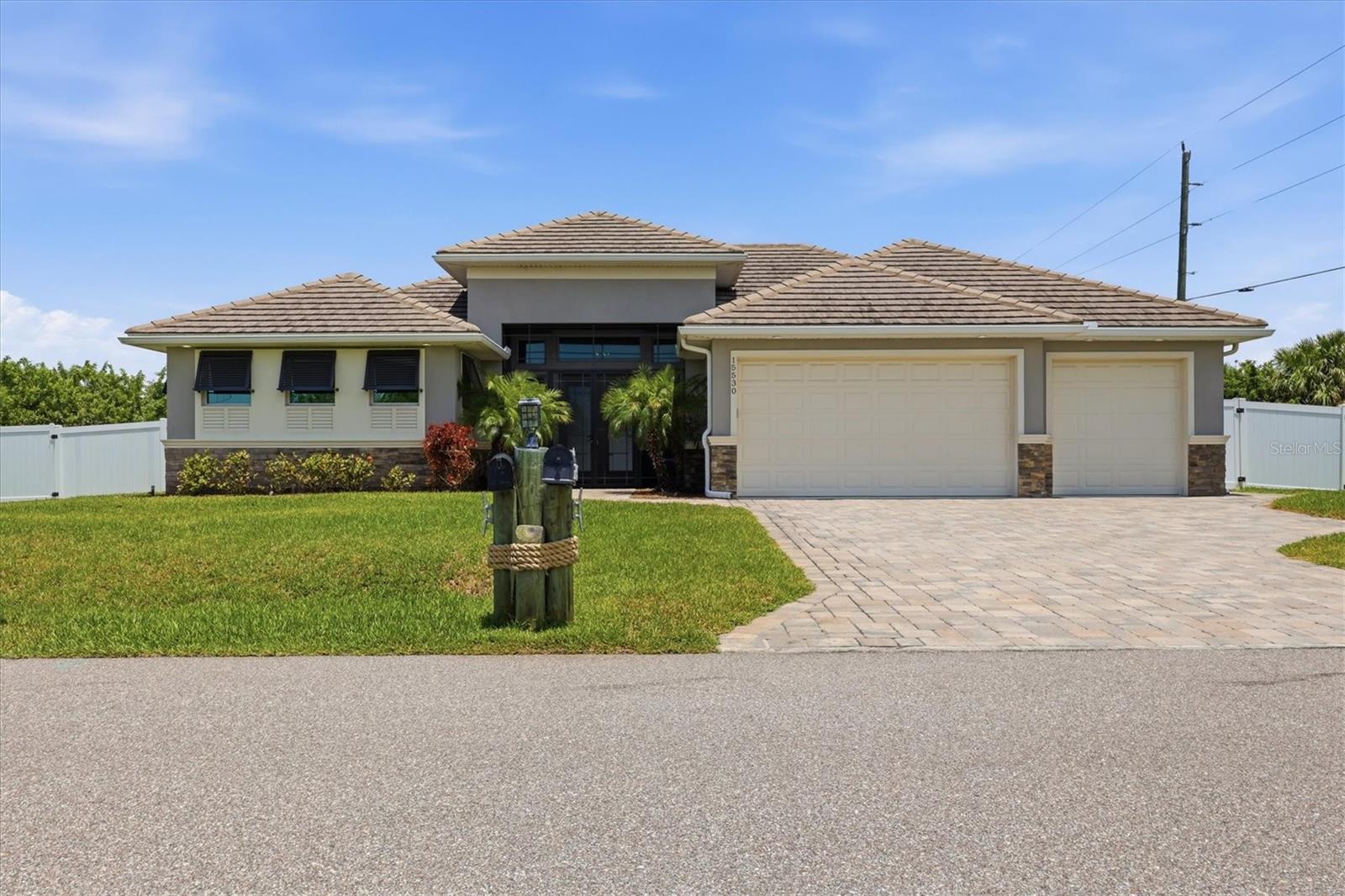 15530 STAUNTON CIR, PORT CHARLOTTE, FL, 33981