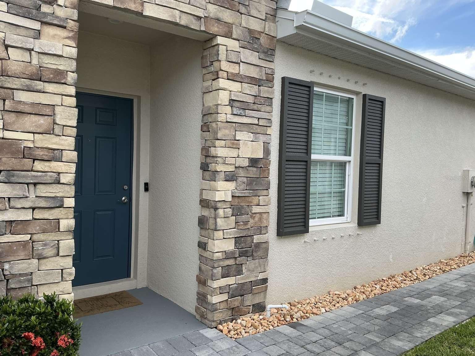 1982 W PALMS DR, PORT CHARLOTTE, FL, 33953