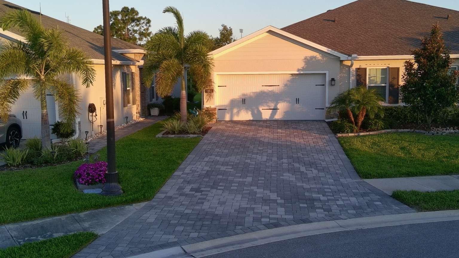 1982 W PALMS DR, PORT CHARLOTTE, FL, 33953
