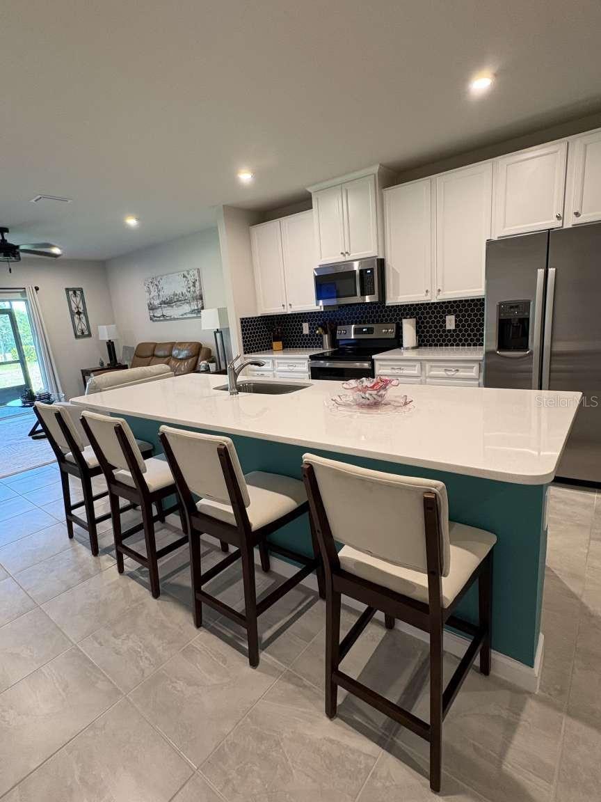 1982 W PALMS DR, PORT CHARLOTTE, FL, 33953
