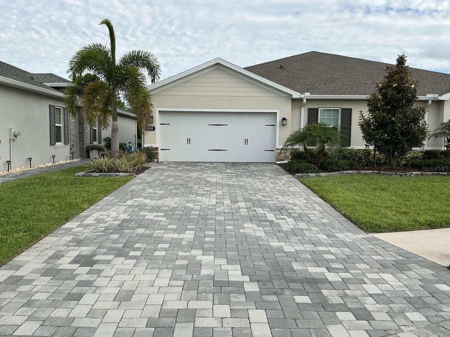 1982 W PALMS DR, PORT CHARLOTTE, FL, 33953