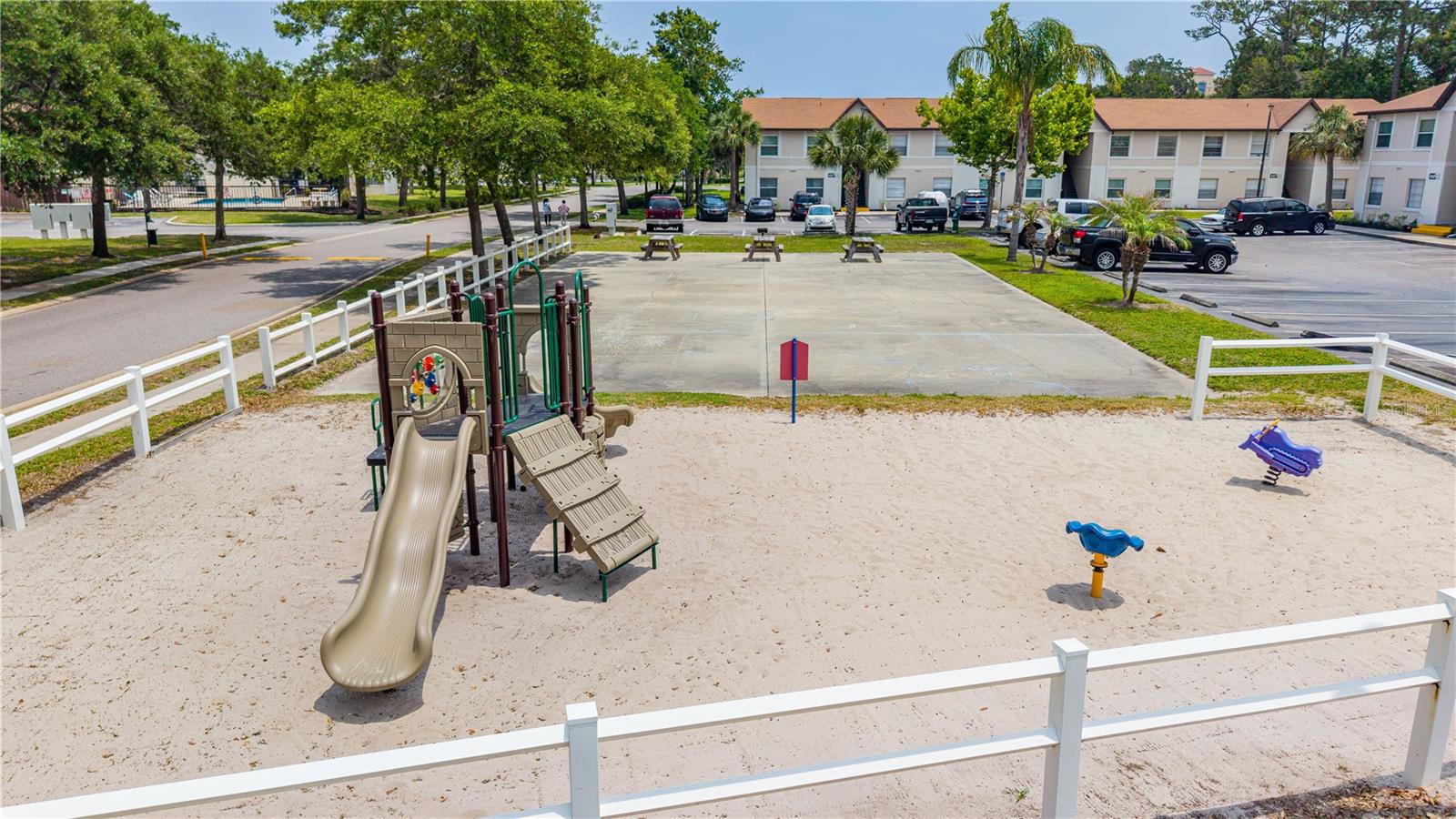 418 BANANA CAY DR #E, DAYTONA BEACH, FL, 32119