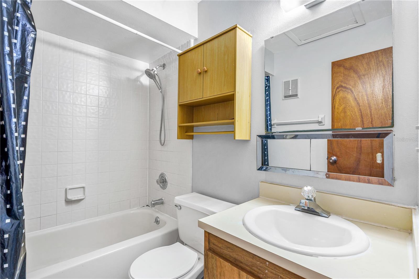 418 BANANA CAY DR #E, DAYTONA BEACH, FL, 32119