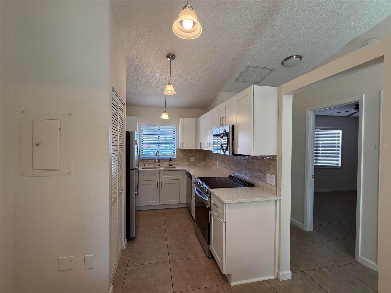 2926 63RD ST W, BRADENTON, FL, 34209
