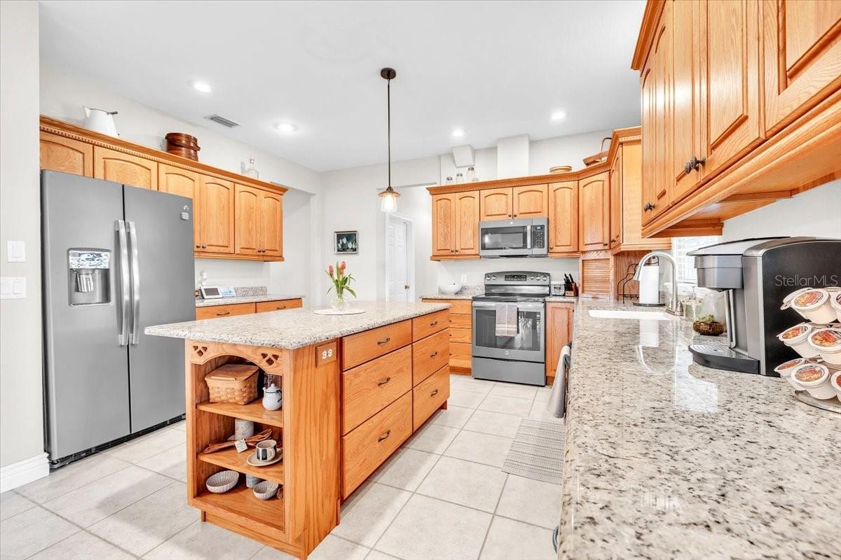 26388 HONG KONG RD, PUNTA GORDA, FL, 33983