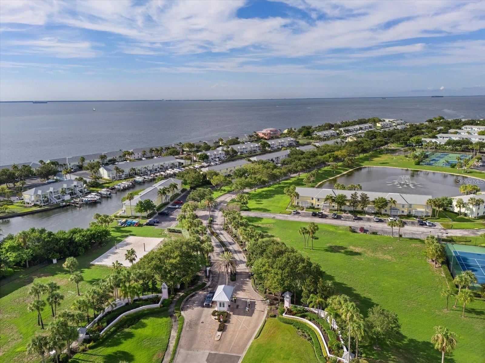 5110 COQUINA KEY DR SE #C furnished, ST PETERSBURG, FL, 33705