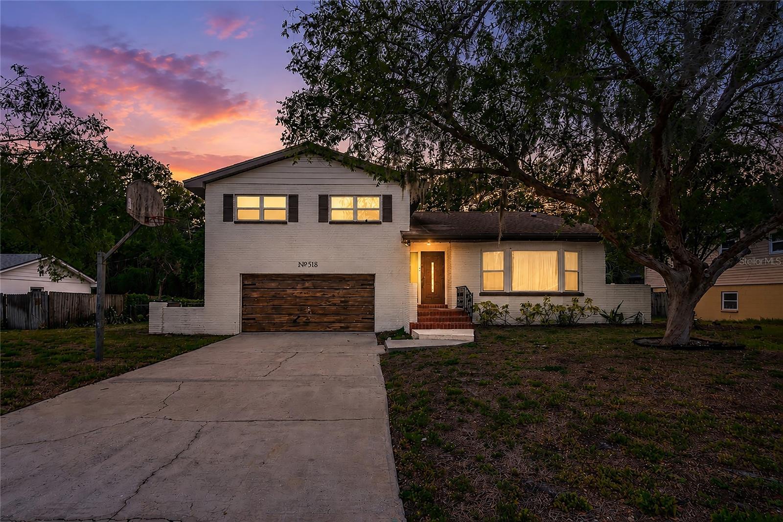 518 CRESTOVER DR, TAMPA, FL, 33617