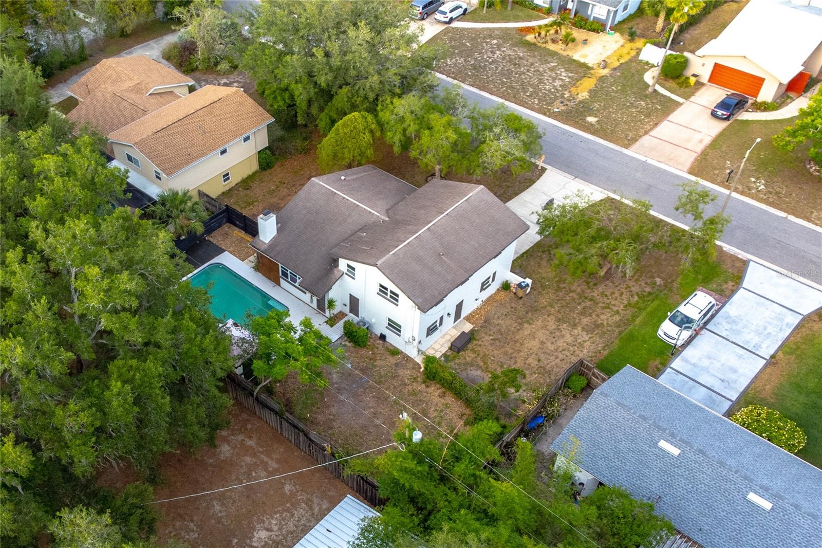 518 CRESTOVER DR, TAMPA, FL, 33617