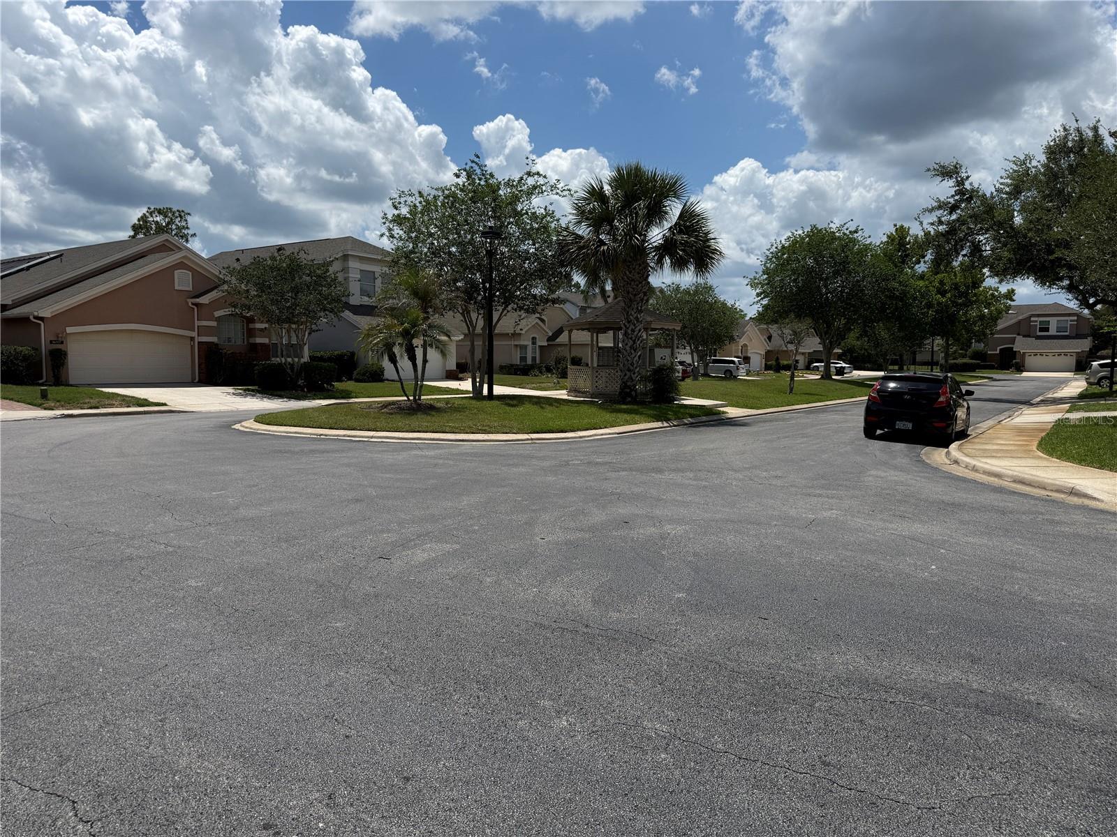 14457 MANDOLIN DR, ORLANDO, FL, 32837