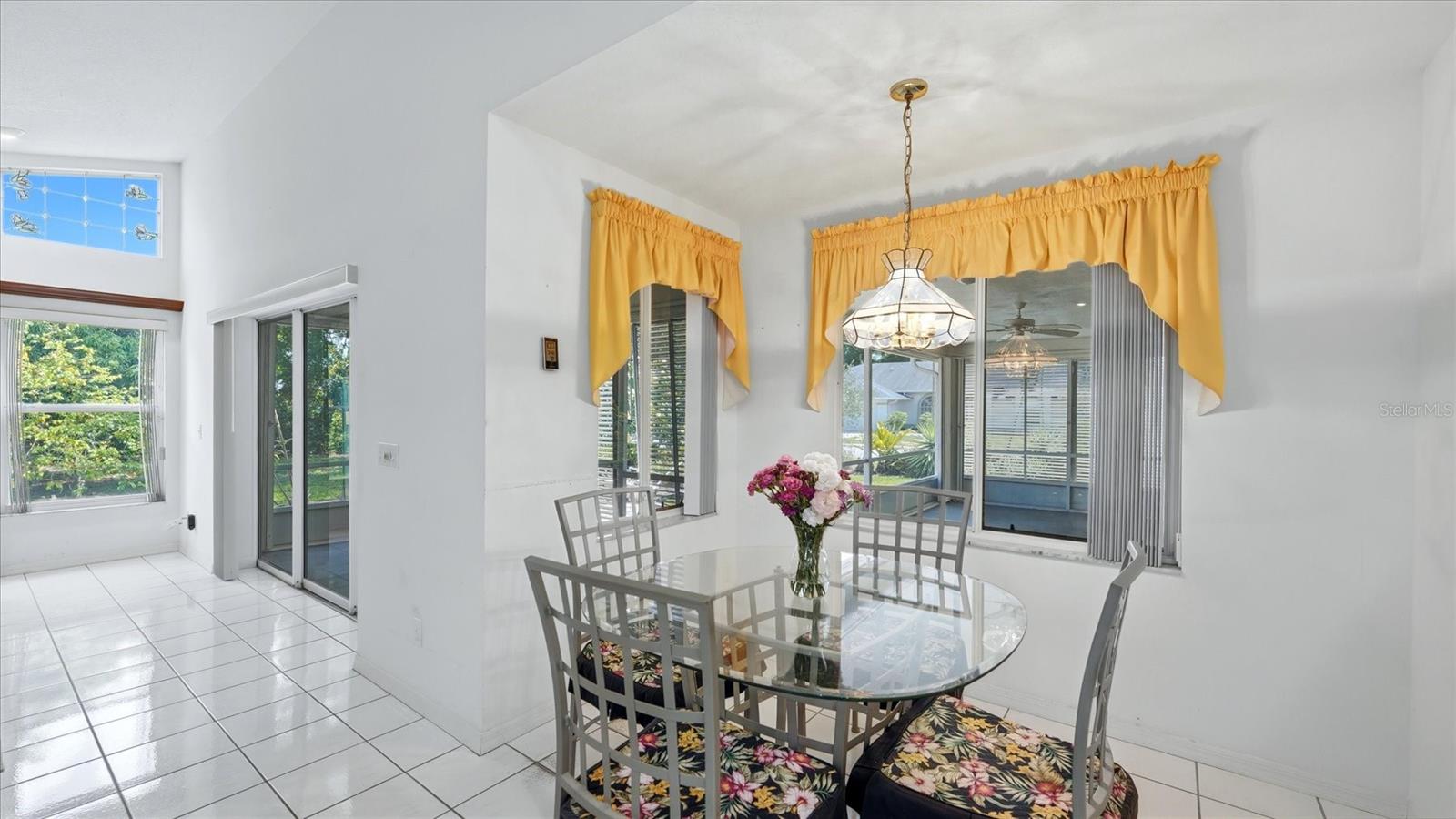 6157 55TH AVENUE CIR E, BRADENTON, FL, 34203