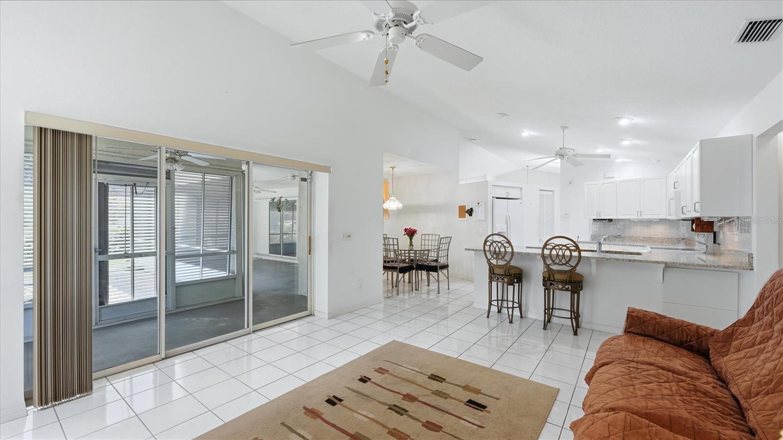 6157 55TH AVENUE CIR E, BRADENTON, FL, 34203