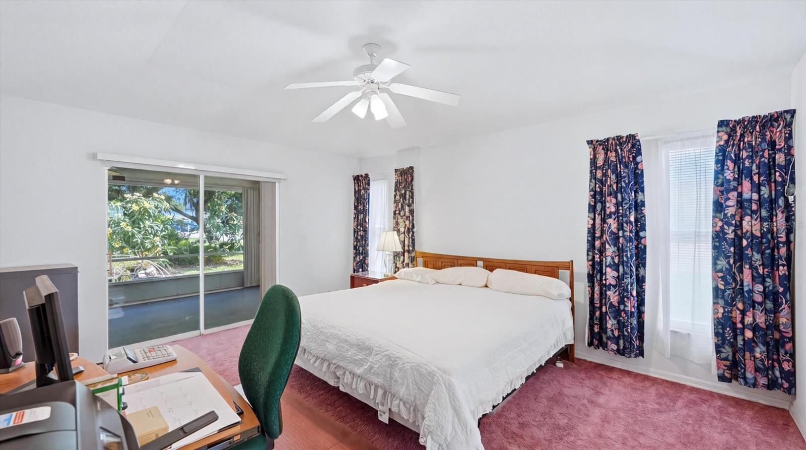 6157 55TH AVENUE CIR E, BRADENTON, FL, 34203