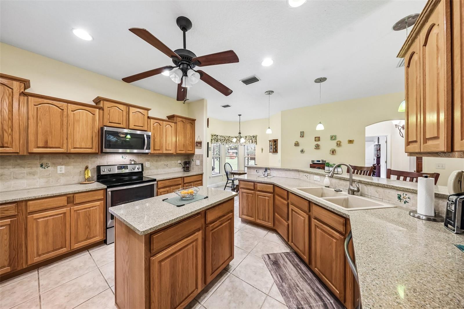 19200 LAKE SWATARA DR, EUSTIS, FL, 32736