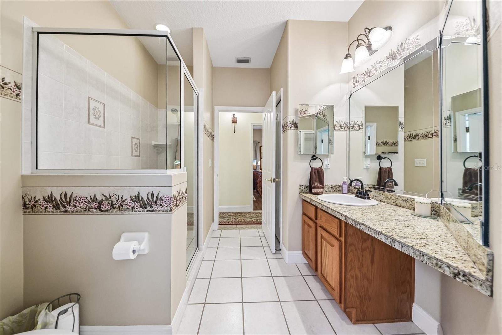 19200 LAKE SWATARA DR, EUSTIS, FL, 32736