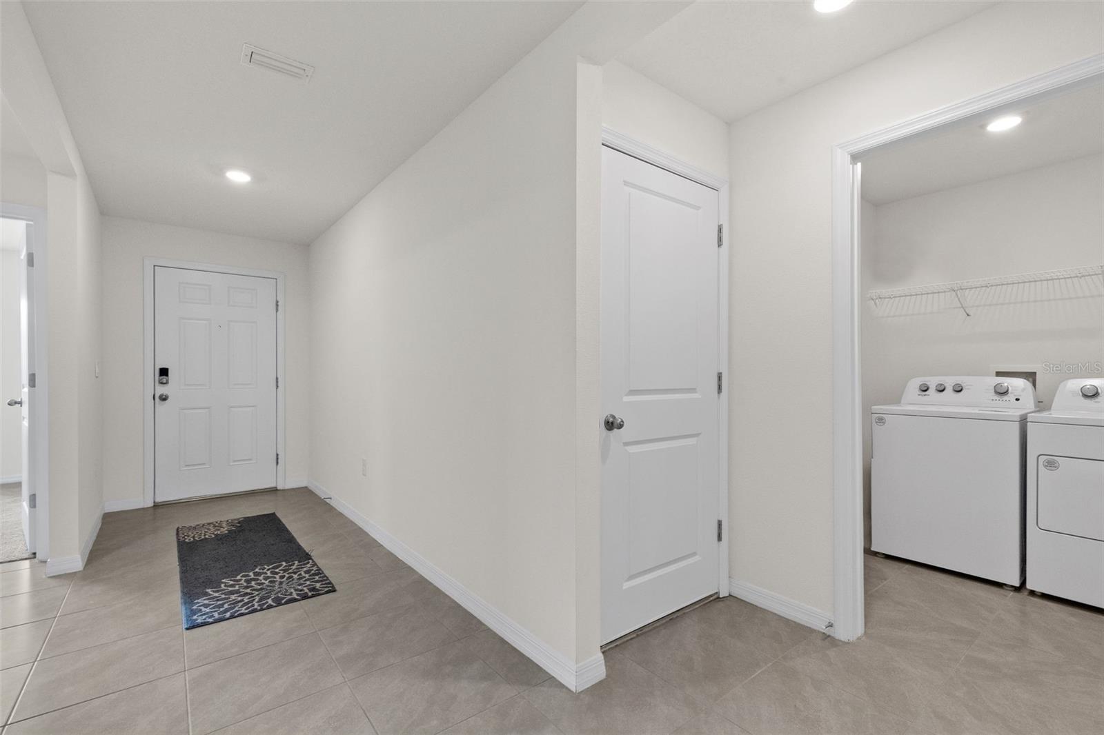 37207 SHARKS EYE LN, ZEPHYRHILLS, FL, 33541